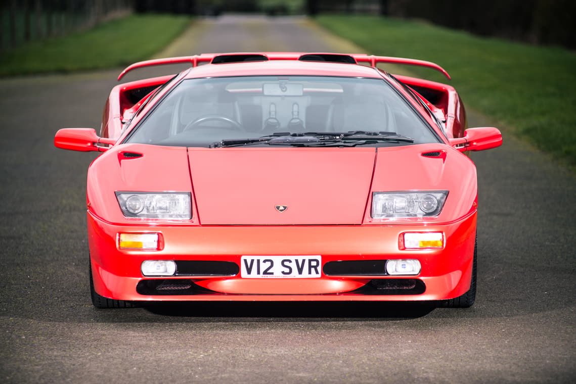 1999 Lamborghini Diablo SV red front.png