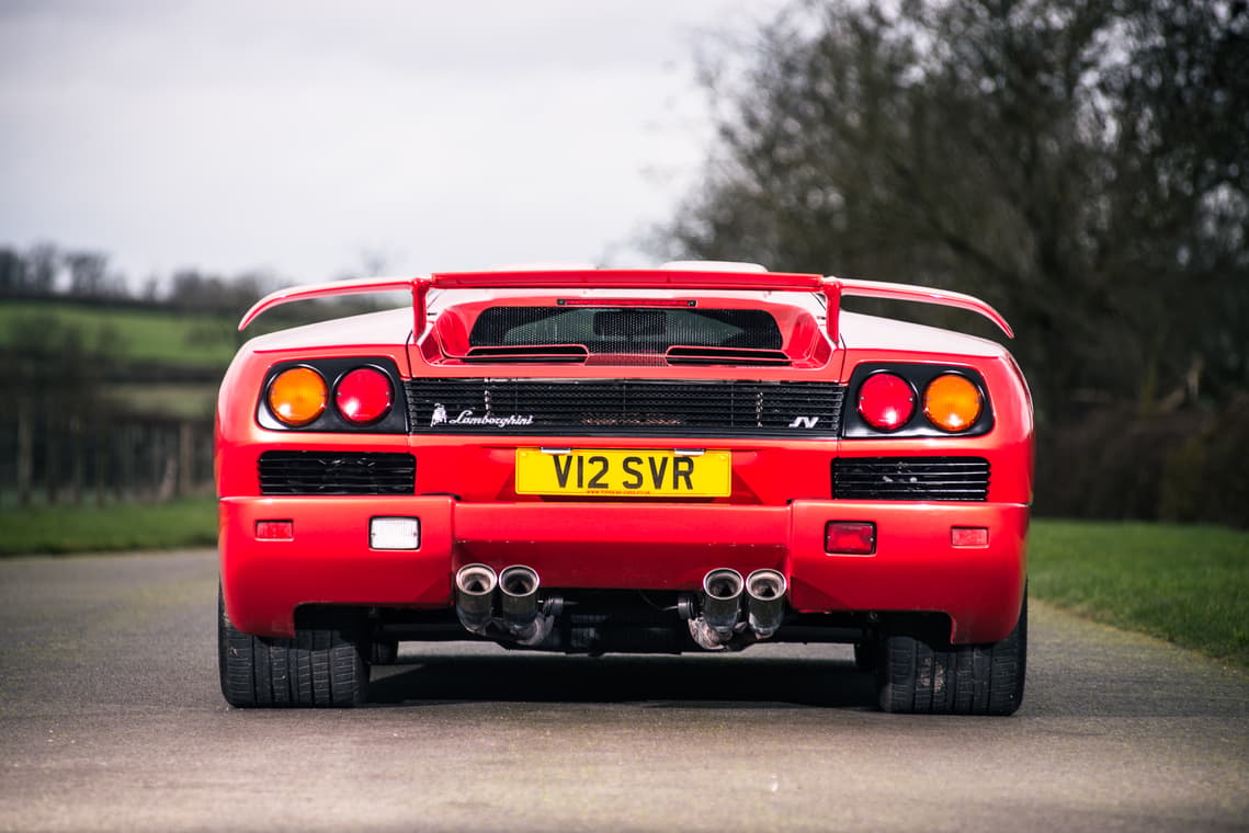 1999 Lamborghini Diablo SV red rear.png