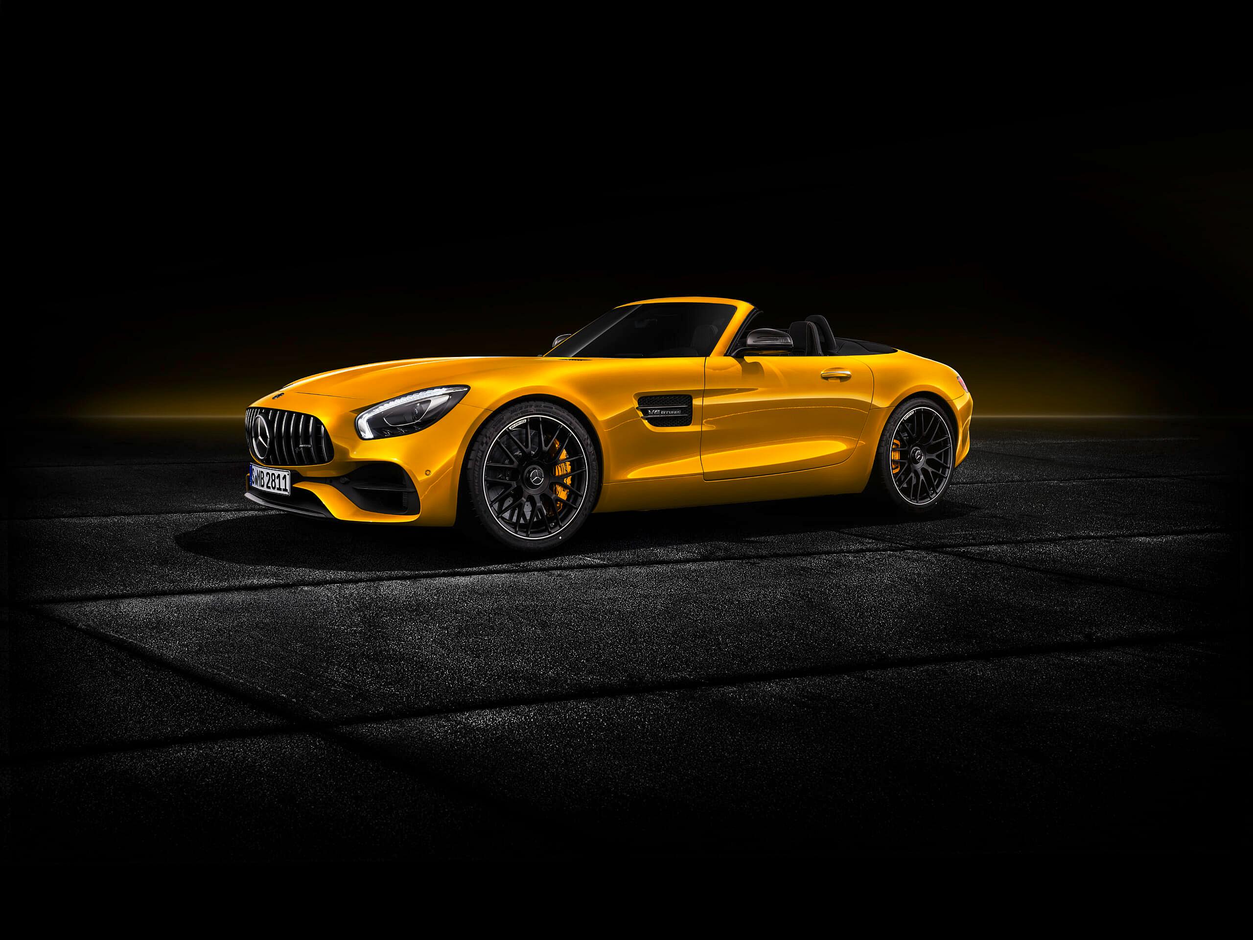 2019 Mercedes-AMG GT S Roadster5