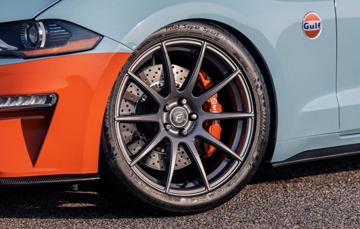2019 Gulf Heritage Edition Mustang (2)