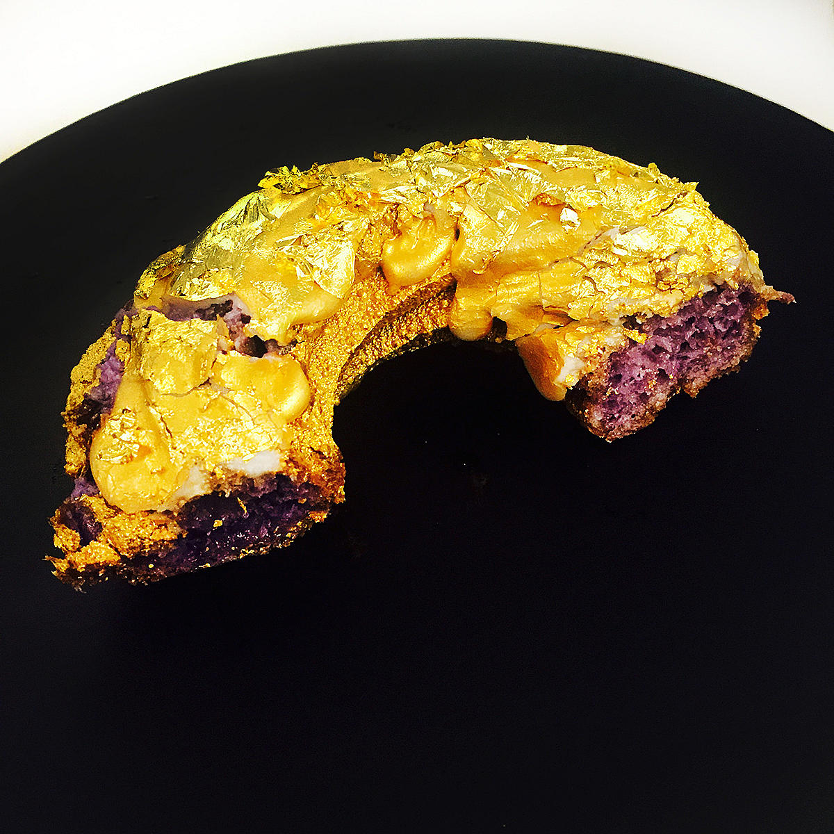 np011316_golddonut_article8.jpg