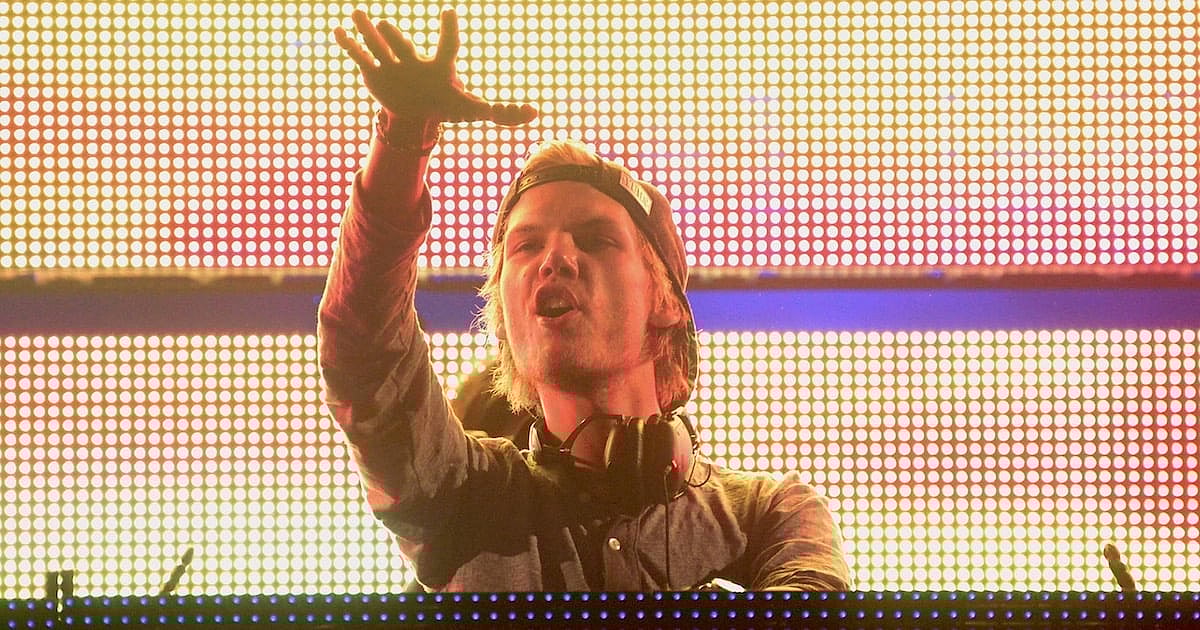avicii-dies-promo