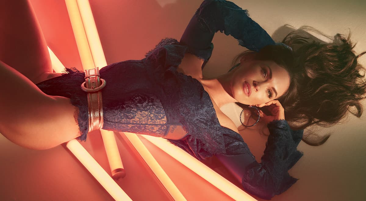megan-fox-fredericks-of-hollywood-fall-2018-4