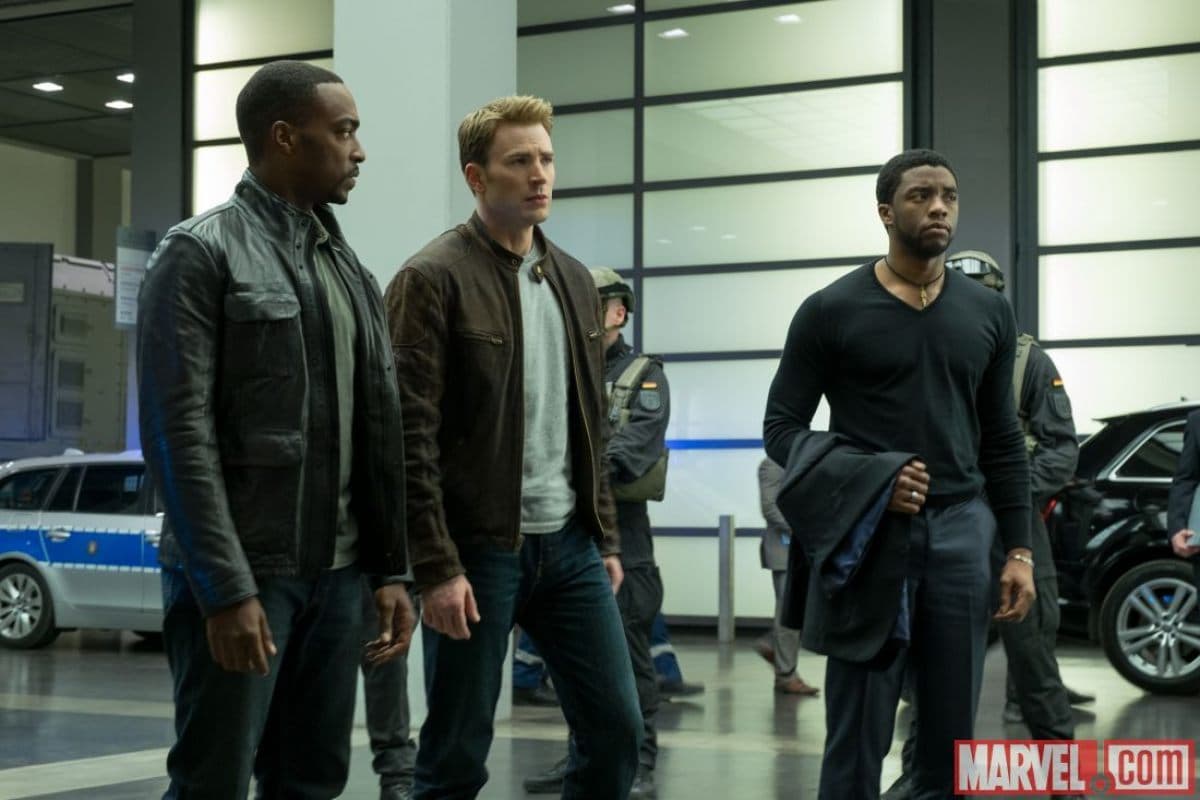 Captain-America-Civil-War-Falcon-Cap-Black-Panther_1200_800_81_s.jpg