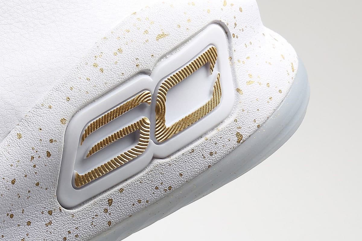 Under-Armour-Steph-Curry-4