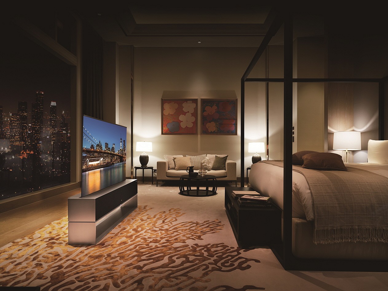 LG-SIGNATURE-OLED-R_04-1