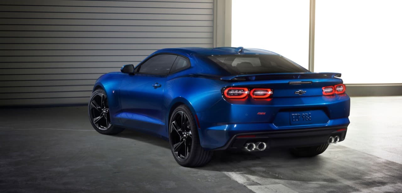 2019-Chevrolet-CamaroSS-003