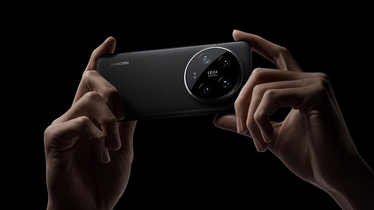 【美品】Huawei mate Xs 512GB Leicaカメラ搭載 Huawei Mate Xs unboxing pictures shows unique retail box and