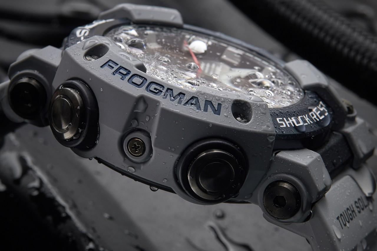 CASIO G-SHOCK FROGMAN ロイヤルネイビー G-Shock Goes Goes Deep With Rugged New Royal Navy Frogman Dive