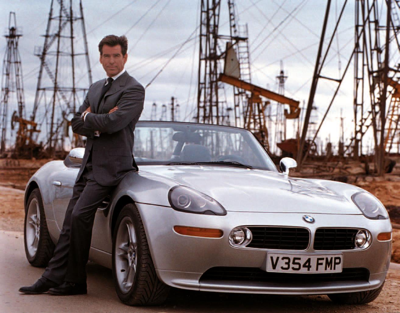 BMW Z8 with Pierce Brosnan