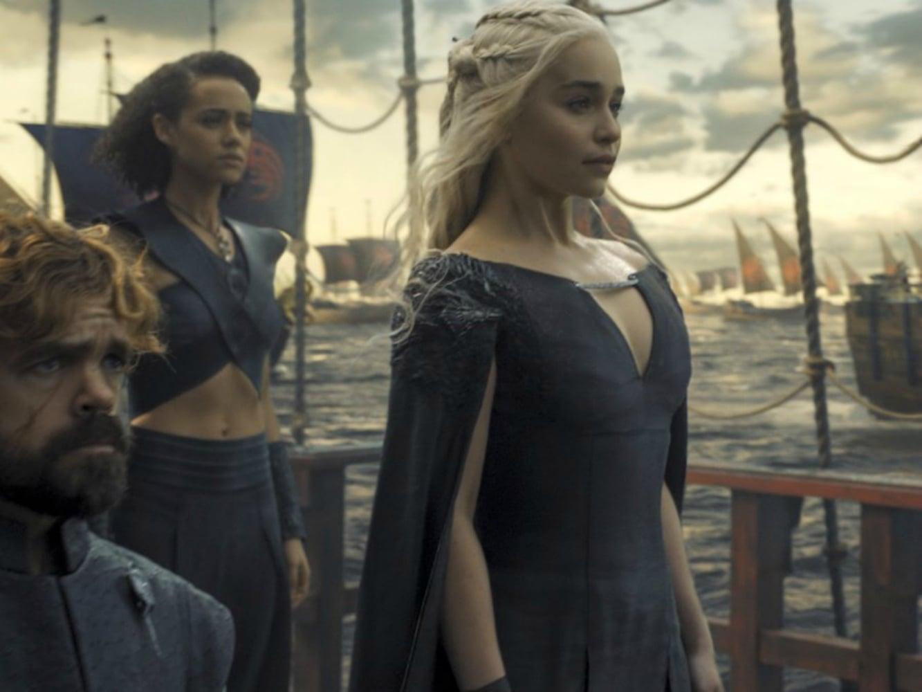 daenerys sails to westeros game of thrones hbo111.jpg