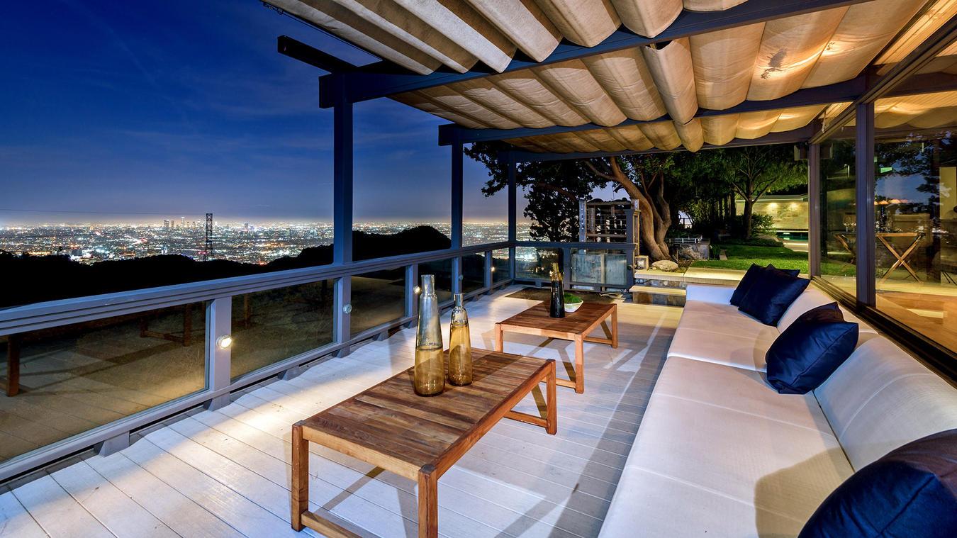 la-fi-hotprop-wes-craven-20160412-photos-012.jpg