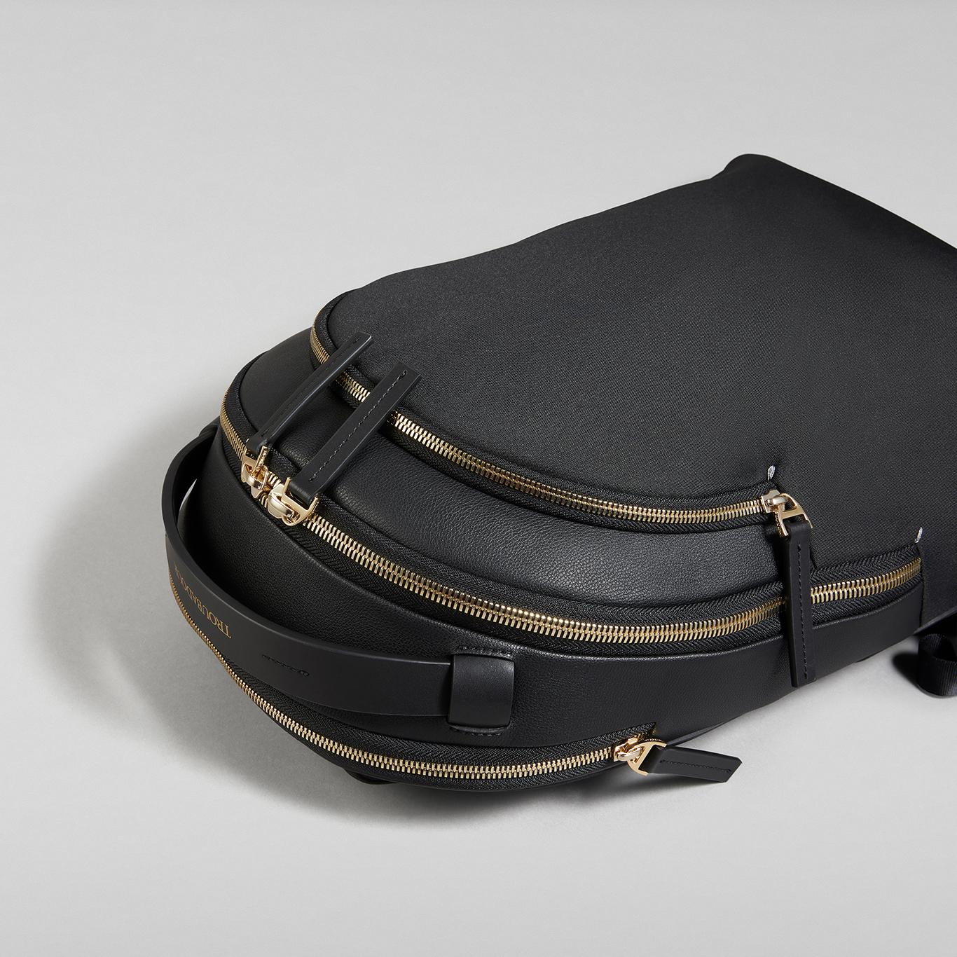 Troubadour_Momentum_Backpack_Black_05