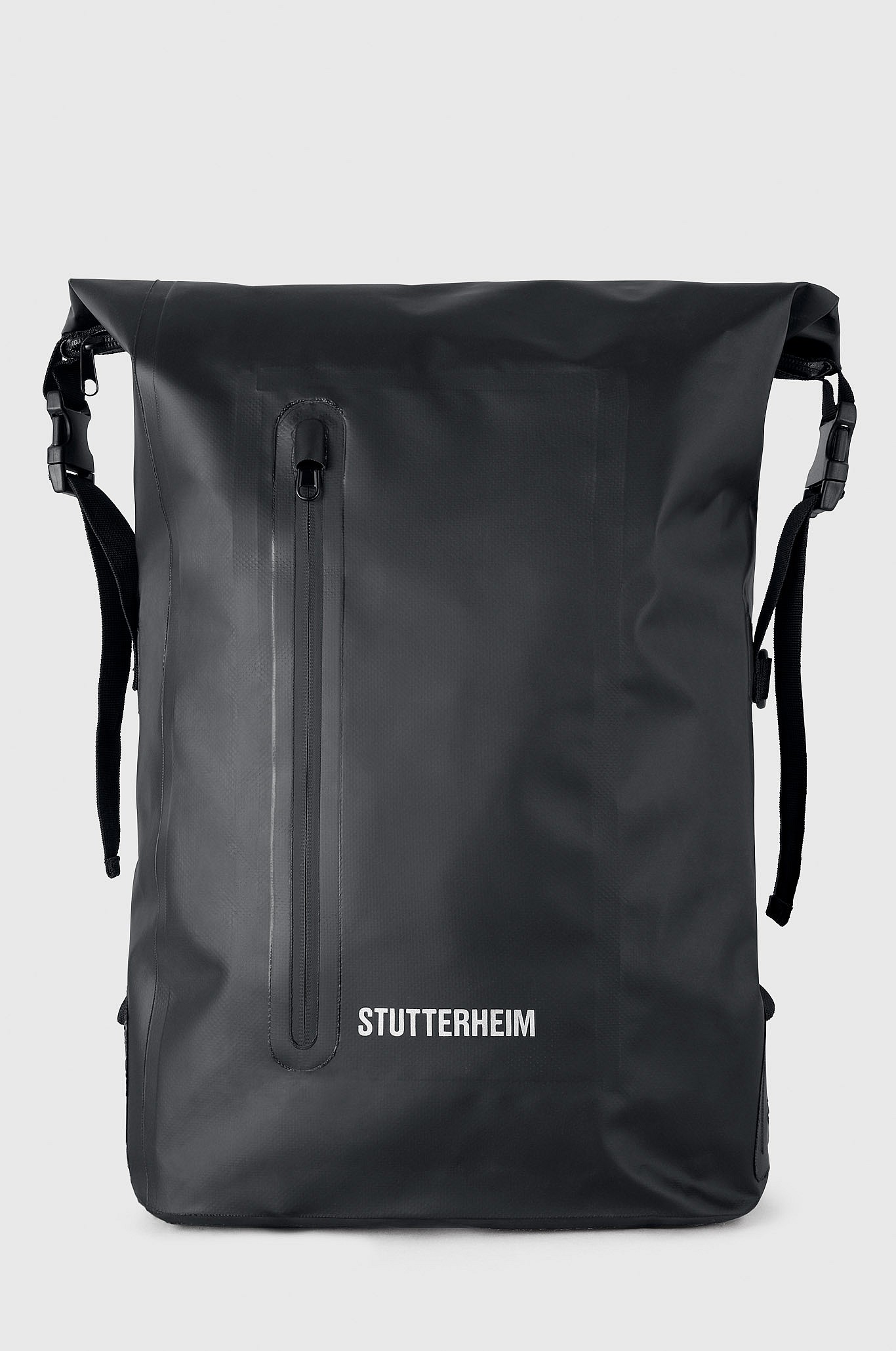 Stutterheim_Bag_1_Front
