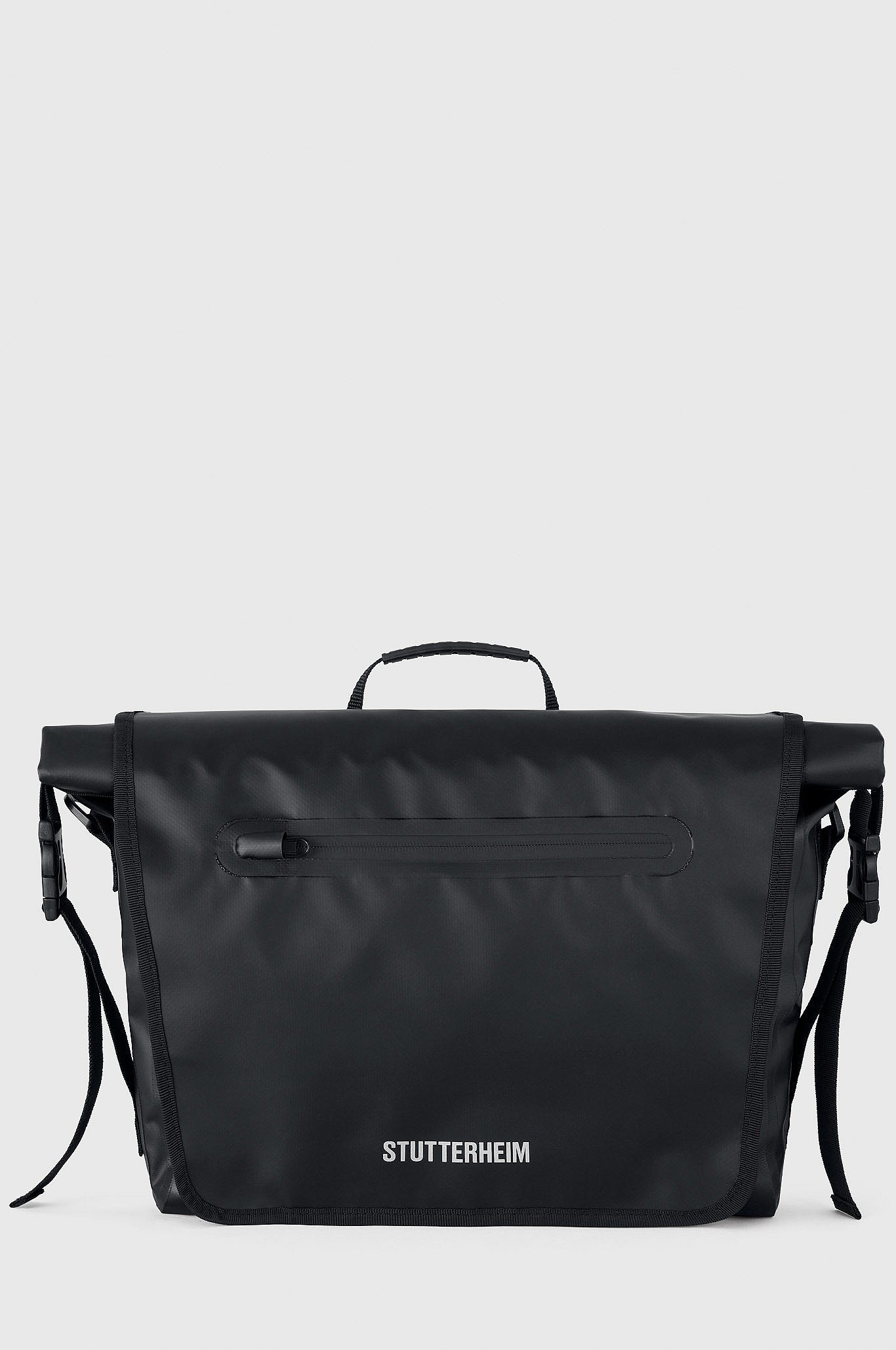 Stutterheim_Bag_3_Front