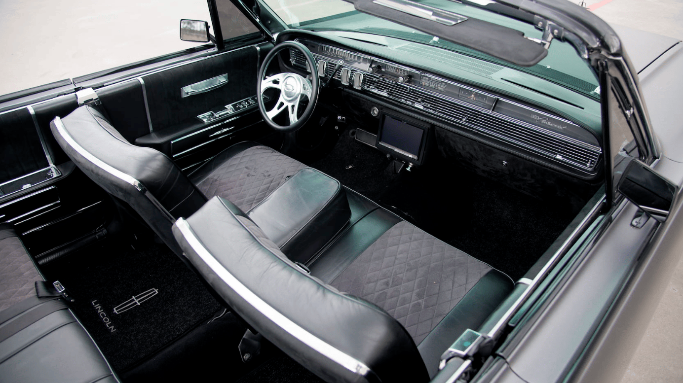 1964 Lincoln Continental Convertible4