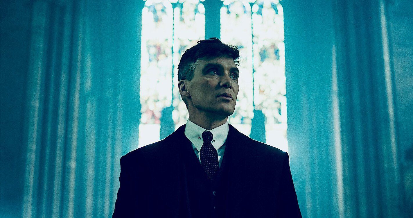 https://www.maxim.com/cdn-cgi/image/width=1422,height=750,fit=crop,quality=80,format=auto,onerror=redirect,metadata=none/wp-content/uploads/2022/05/Peaky-Blinders-Season-6.jpg
