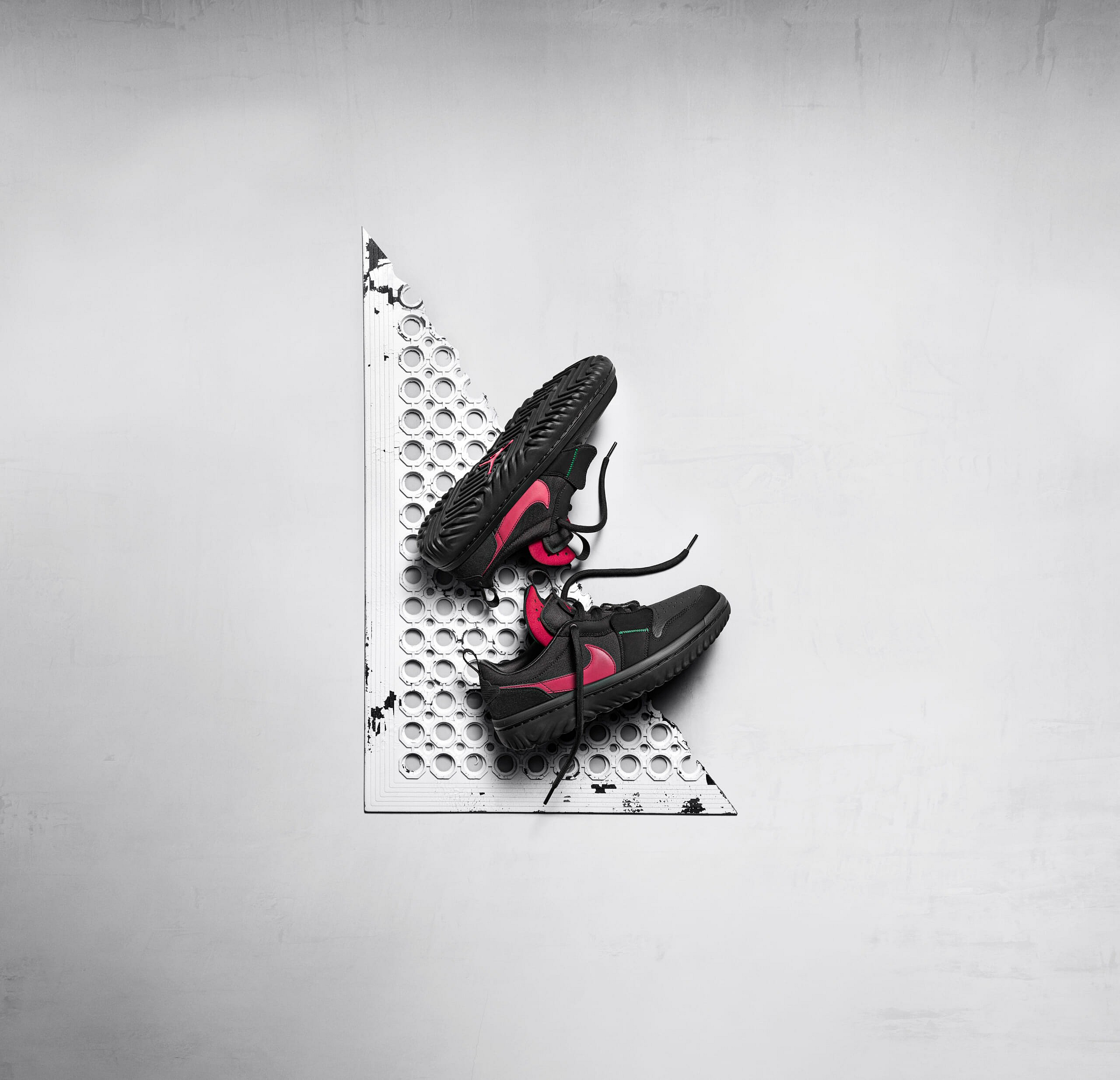 HO19_JD_The_Ones_GhettoGastro_AJI_Low_React_Product_01_original (1)