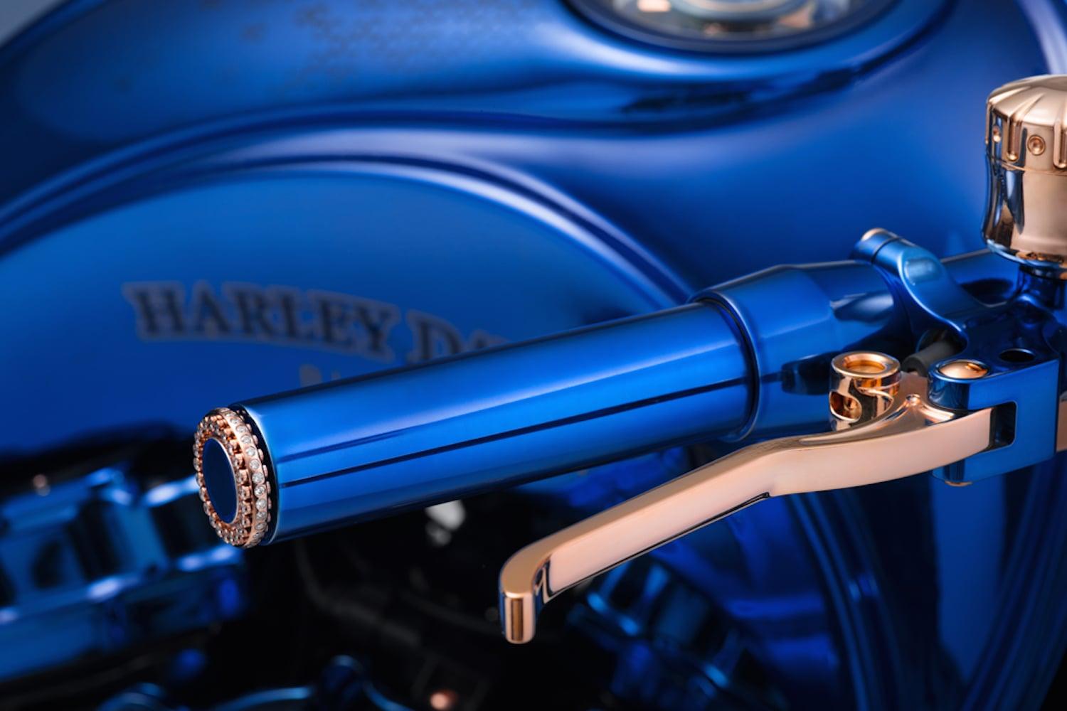 bucherer-harley-davidson-blue-edition-03