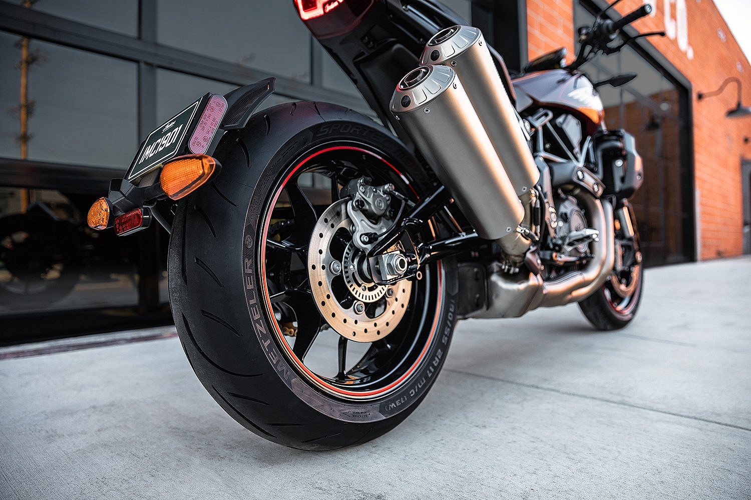 2022 Indian FTR S (2)