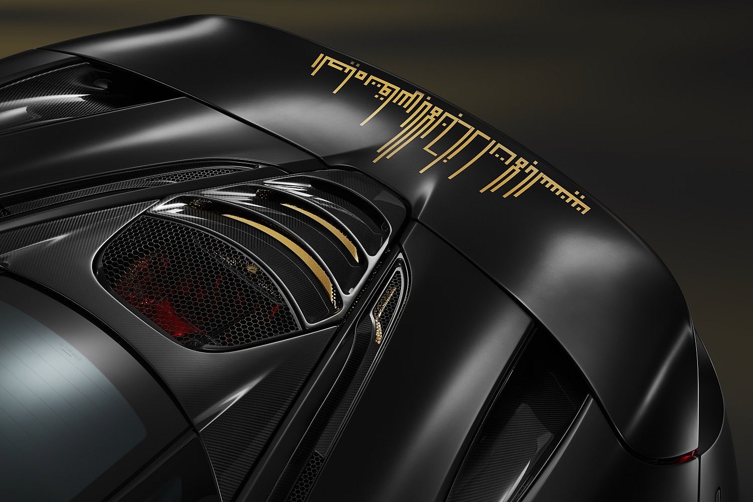 8530-720S+Dubai-on+grey+gold-6