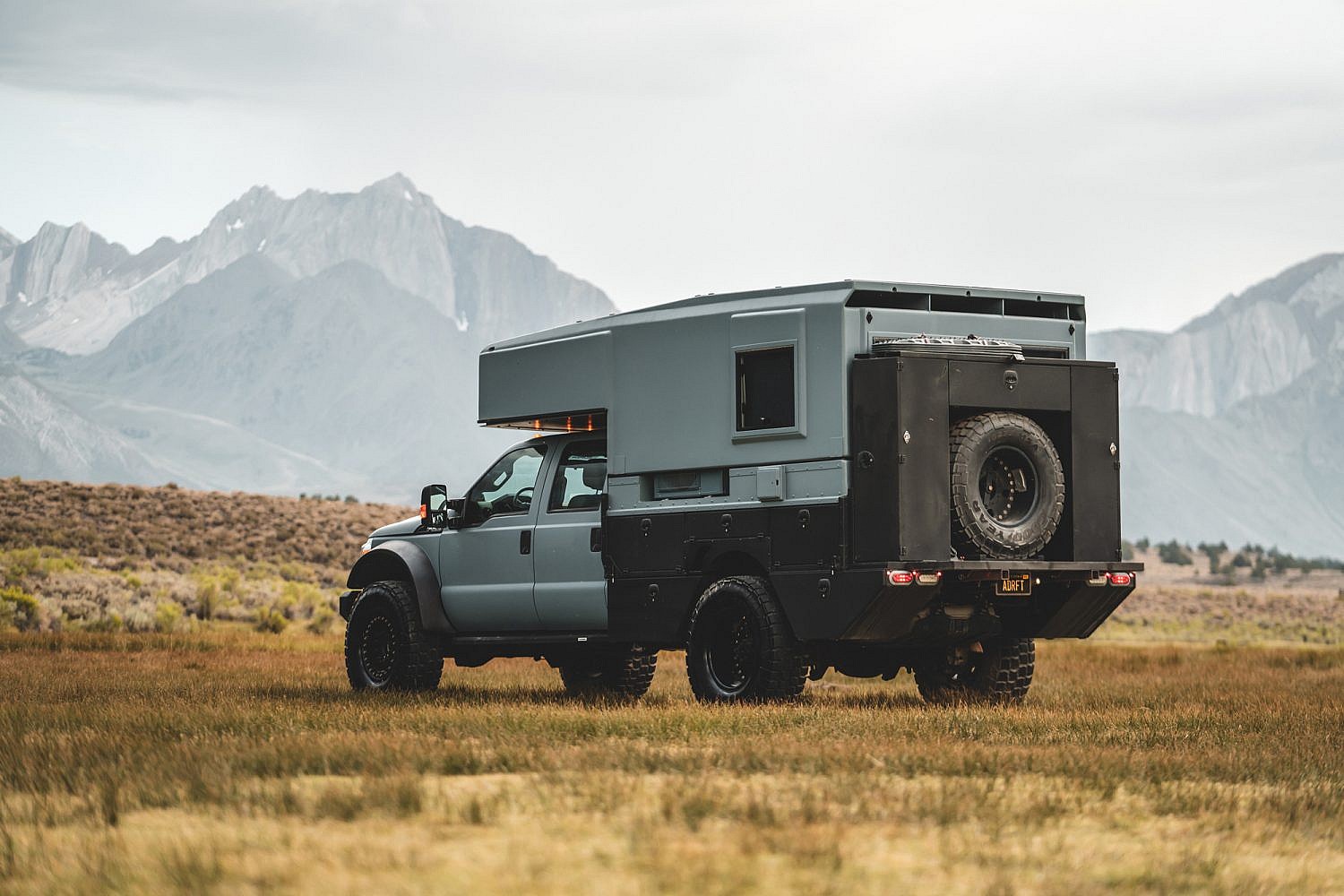 Ford F-550 Full Customer Camper (6)