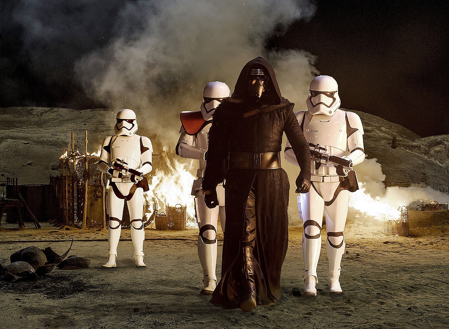 theforceawakens_review_article4.jpg Star Wars: The Force Awakens