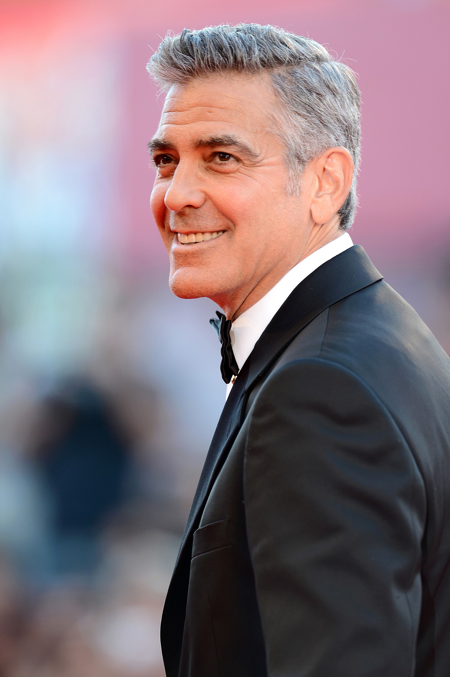 George Clooney George Clooney - Clooney's closely trimmed hair steals red carpets and casino fortunes alike.Photo: Ian Gavan/Getty Images