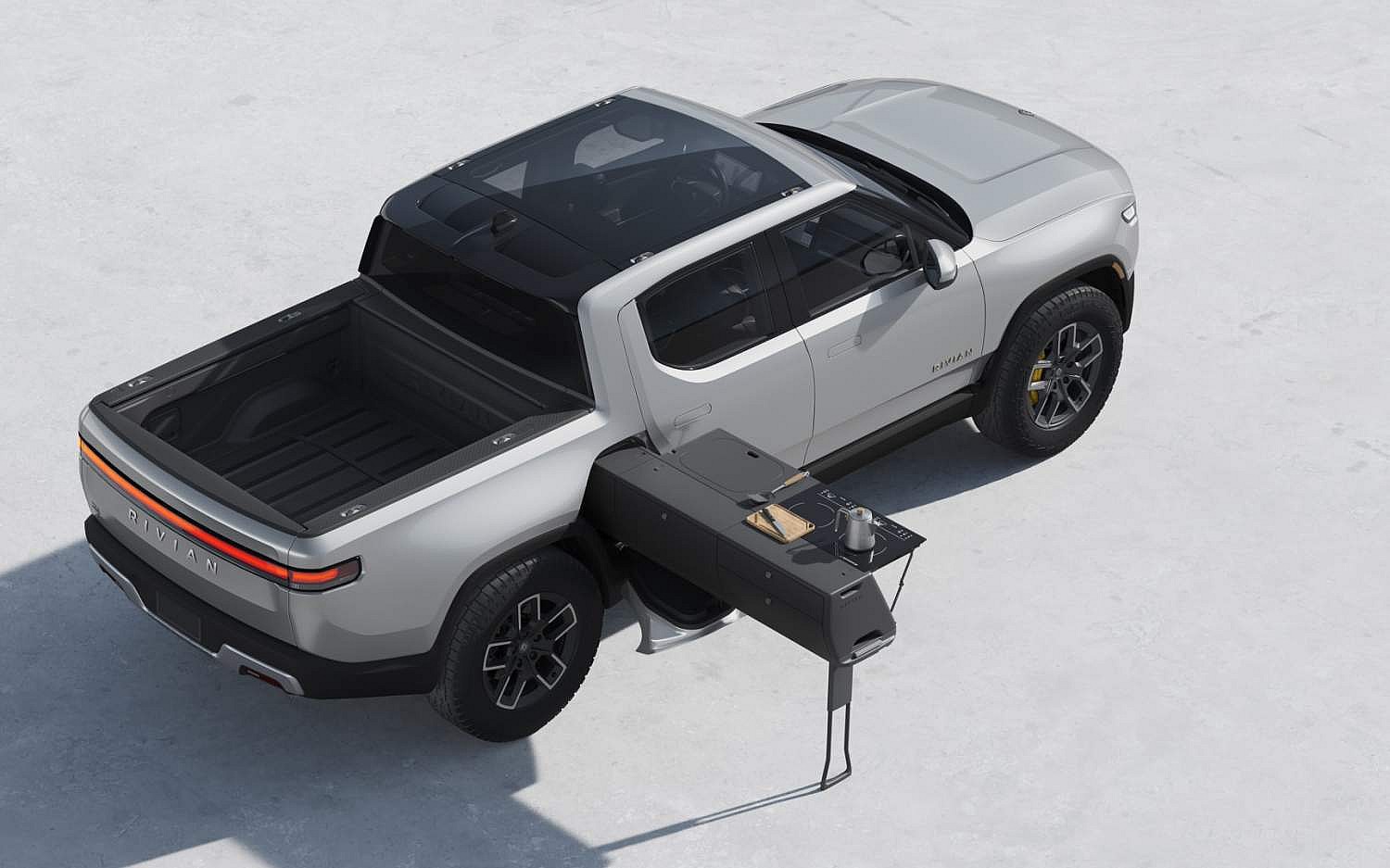 Rivian R1T x Snow Peak Camping Kitchen (2)
