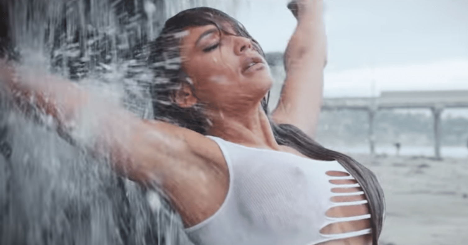 Julia Gilas Promo