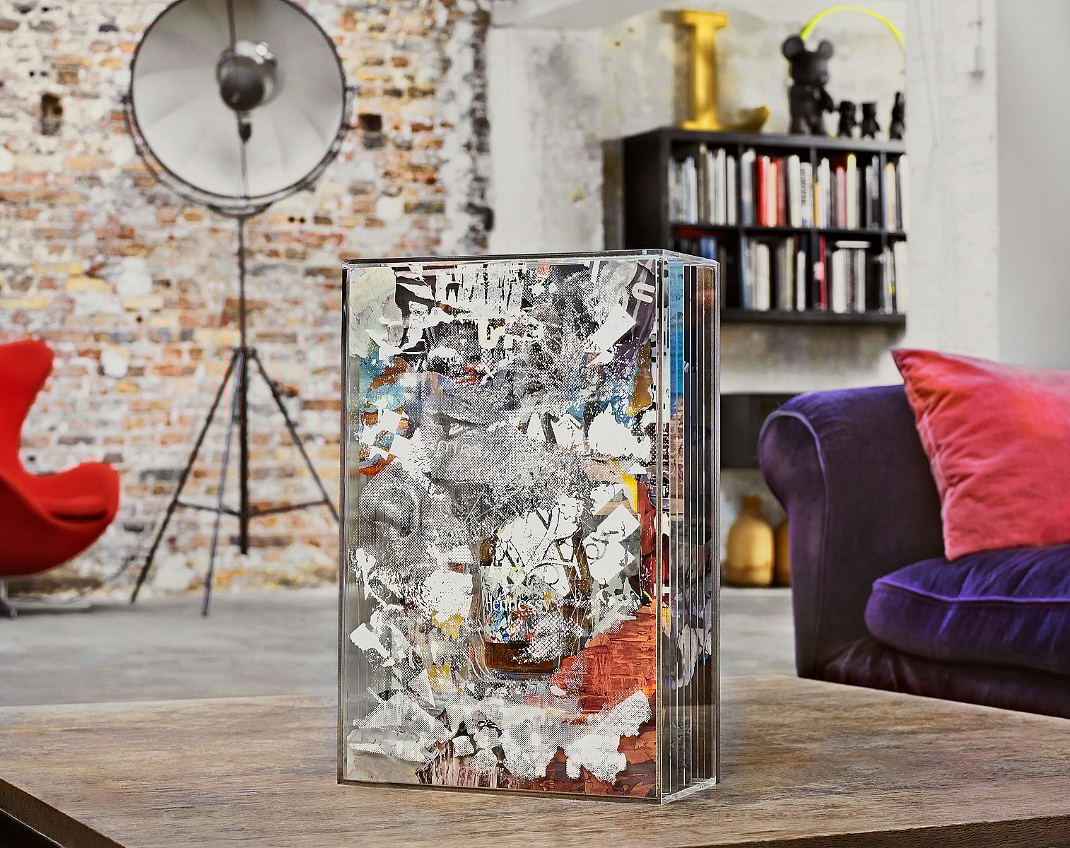 Hennessy_Vhils_Oeuvre_0078_PR_OFFER_V4_small_horizontal_JMLUBRANO