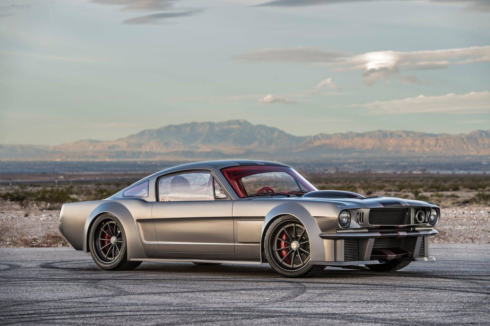 Timeless-Kustoms Mustang-4.jpg