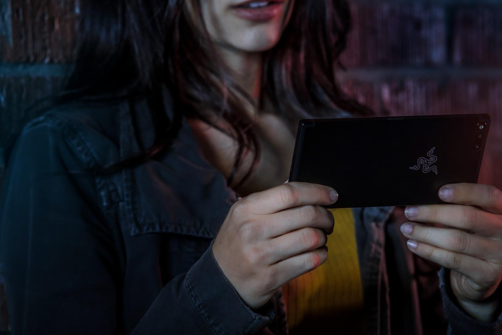 Razer-Phone-image-gallery (1)