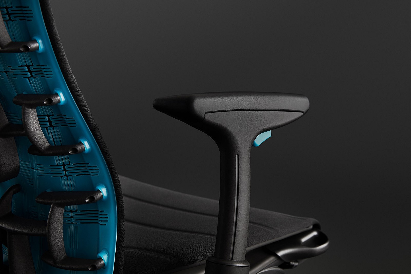 Herman Miller x Logitech Embody (4).jfif