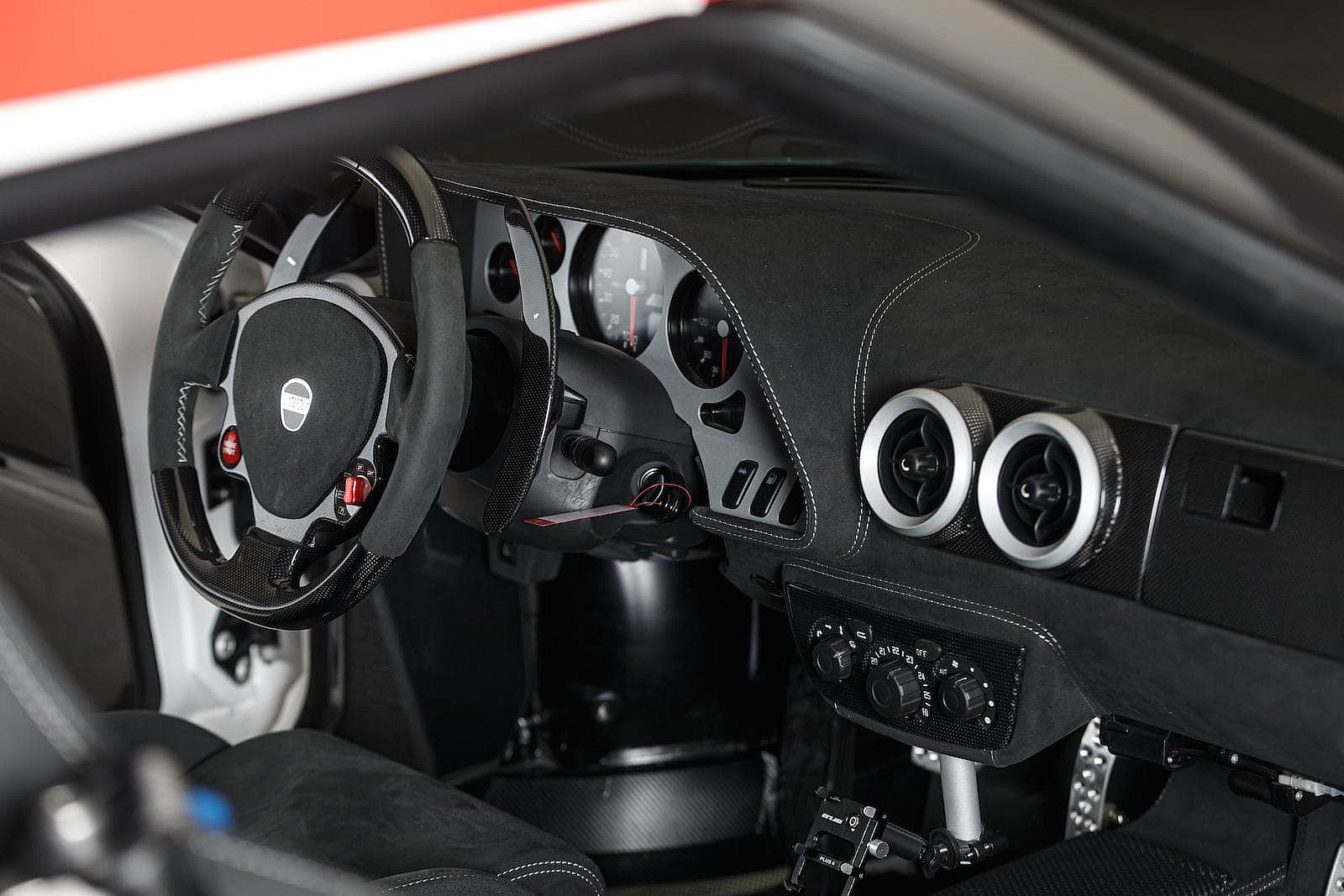 New Stratos (3)