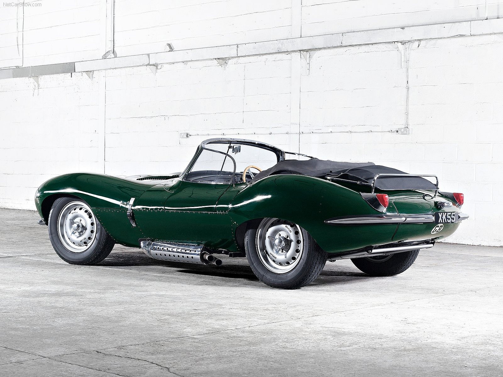 Jaguar-XK_SS_1957_1600x1200_wallpaper_031.jpeg