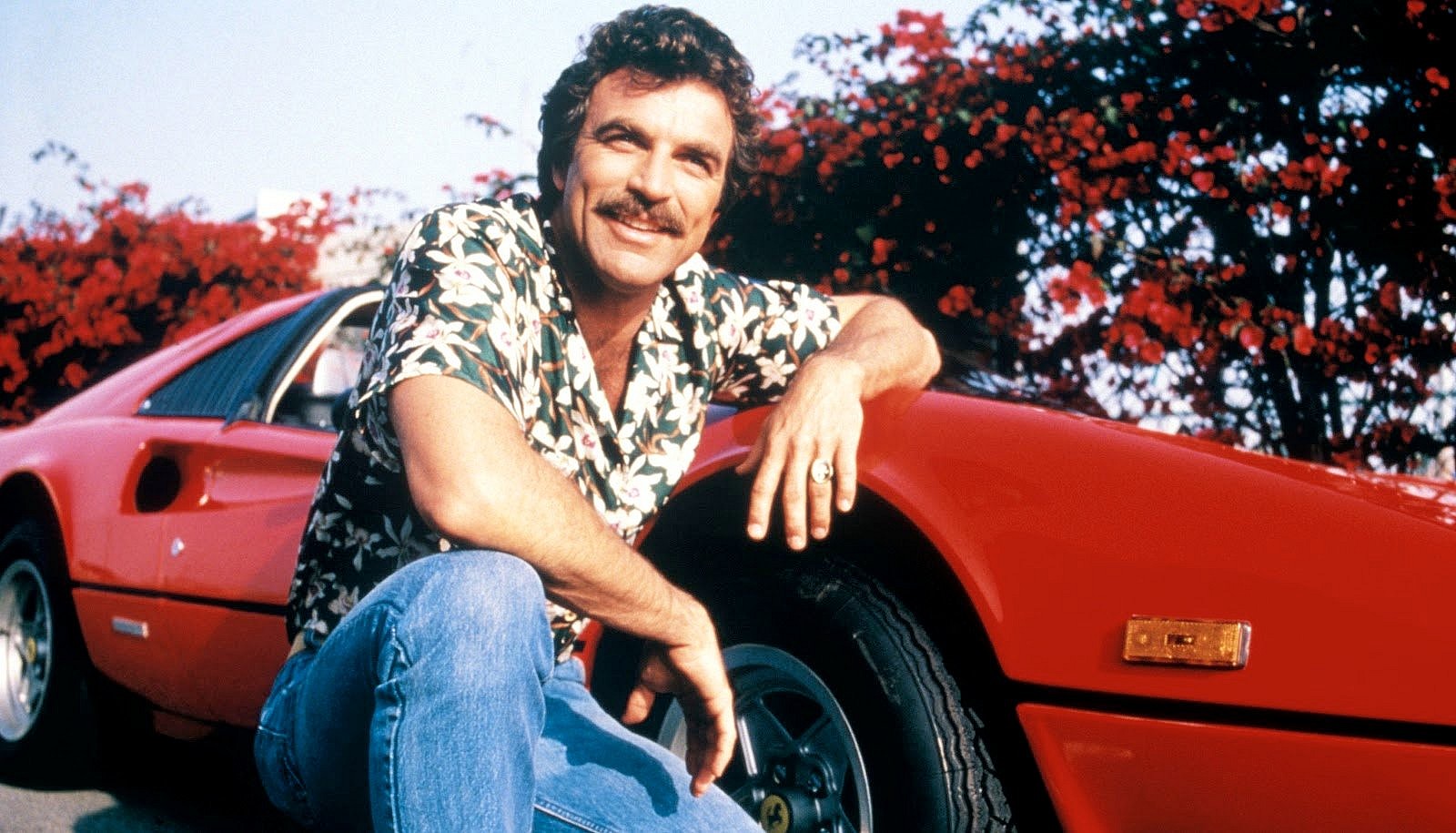 tom-selleck-magnum ferrari.jpg
