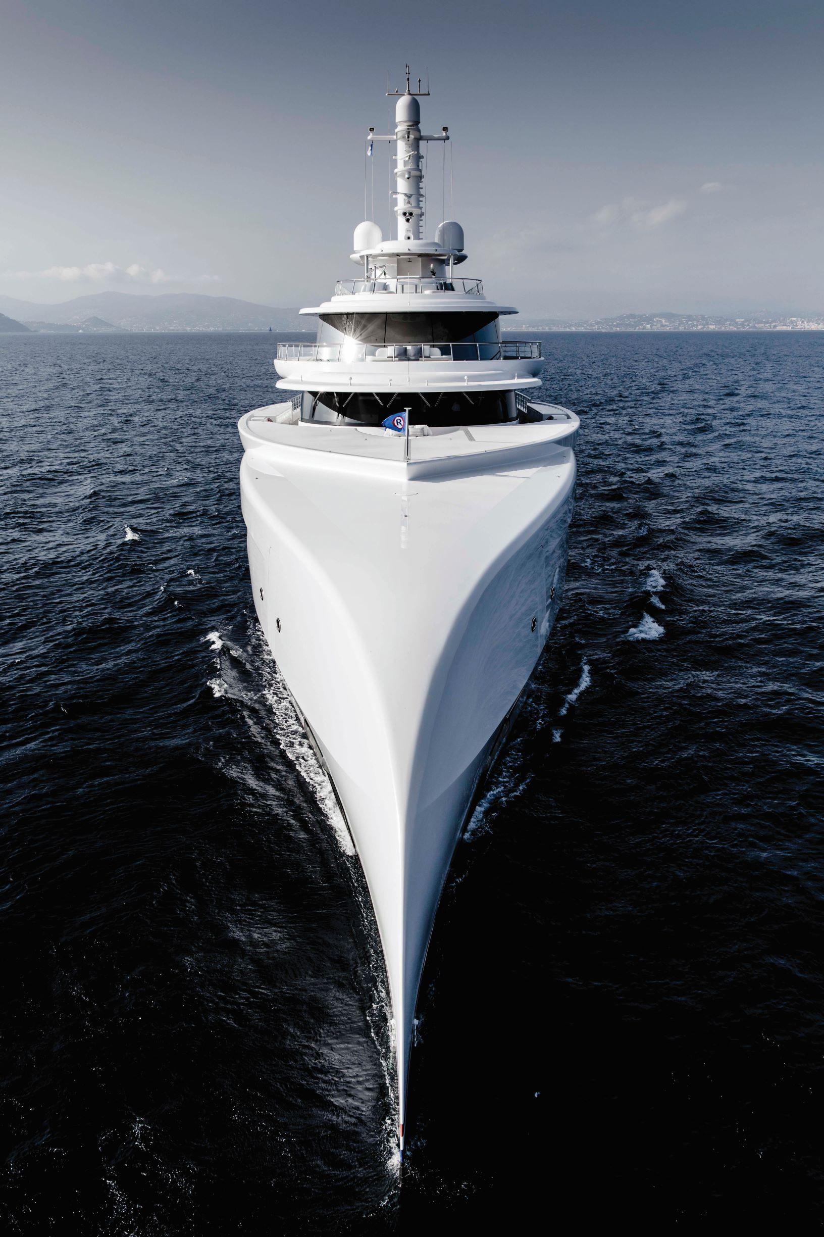 Herb Chambers Superyacht (1)