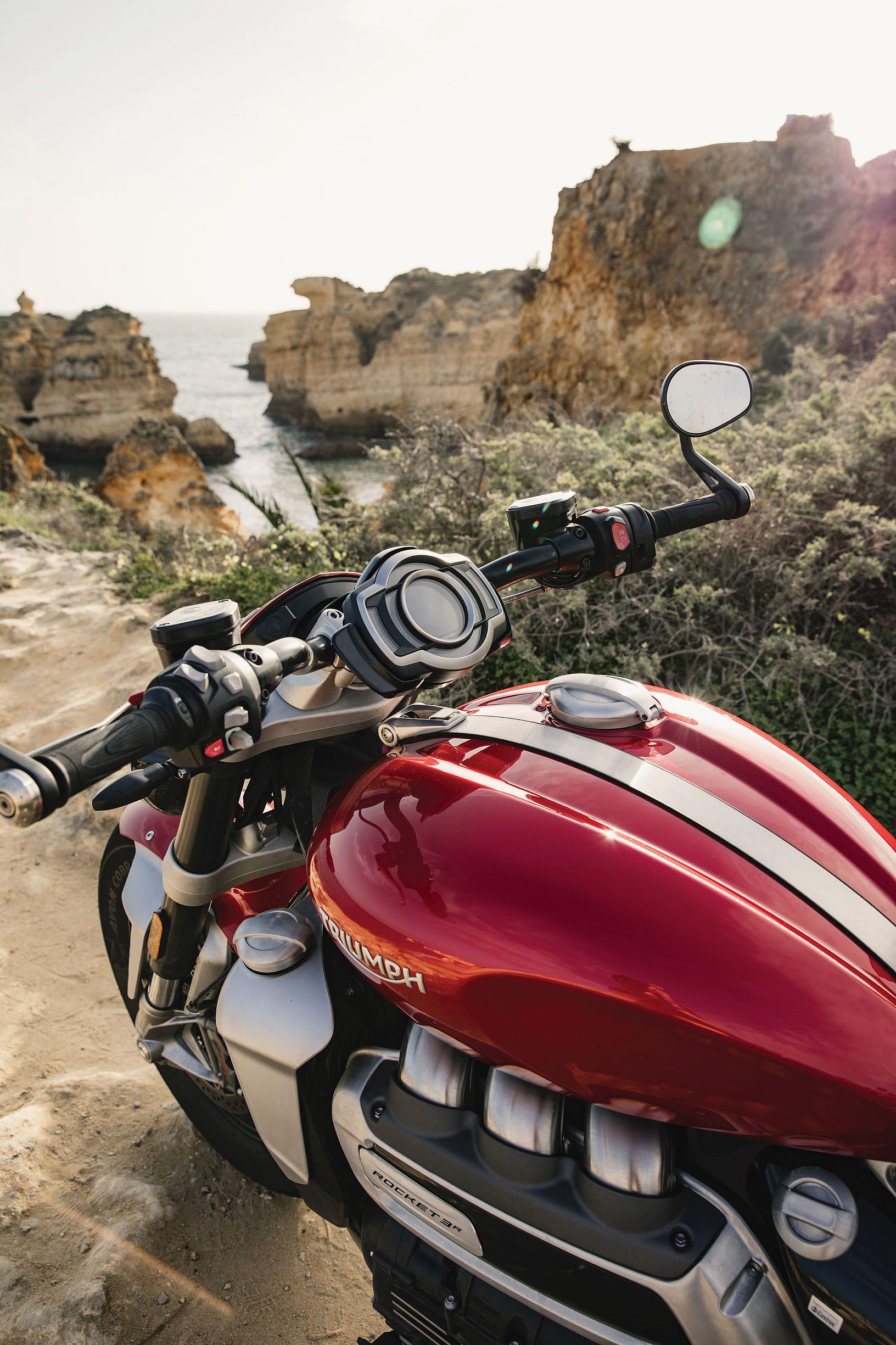 Triumph Rocket 3 R (3)