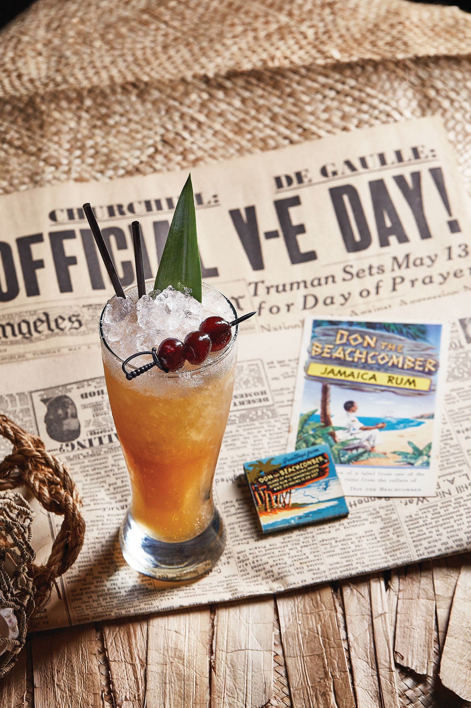Tiki Bars and Tropical Cocktails (9)