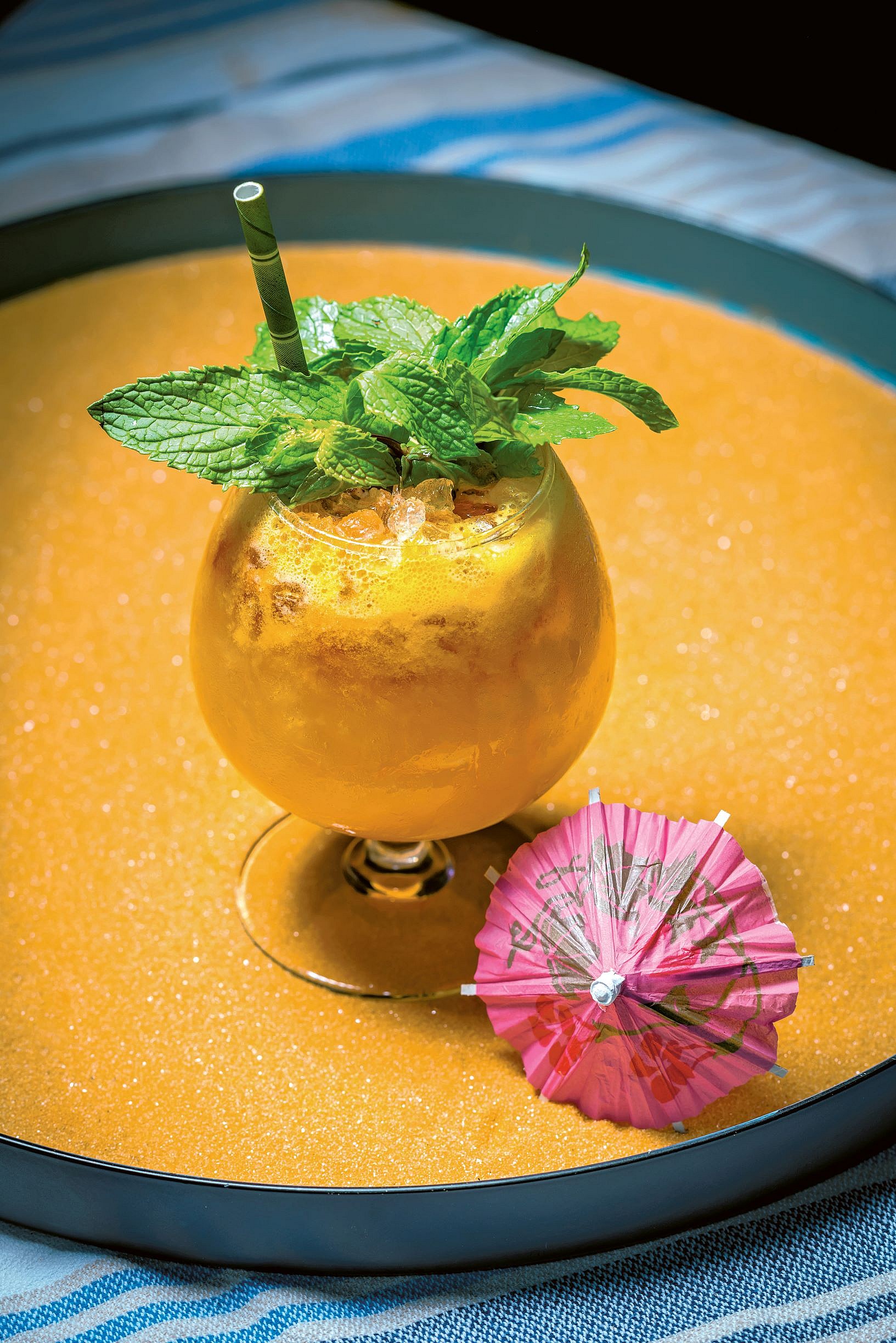 Tiki Bars and Tropical Cocktails (4)