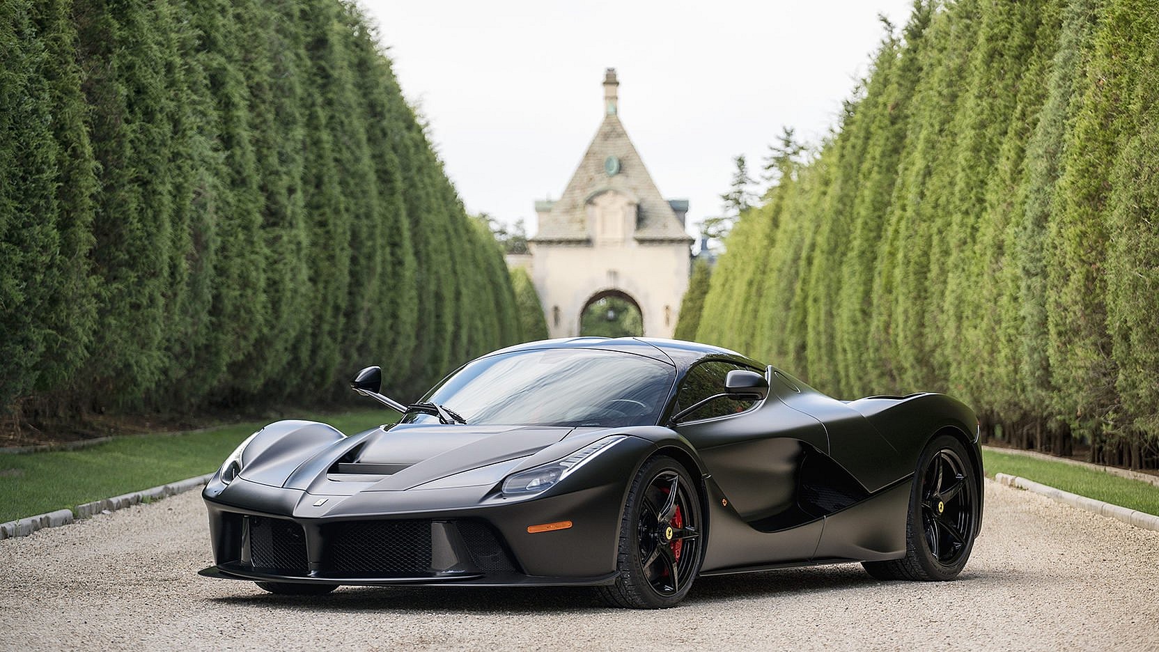 Ferrari-LaFerrari-2.jpg