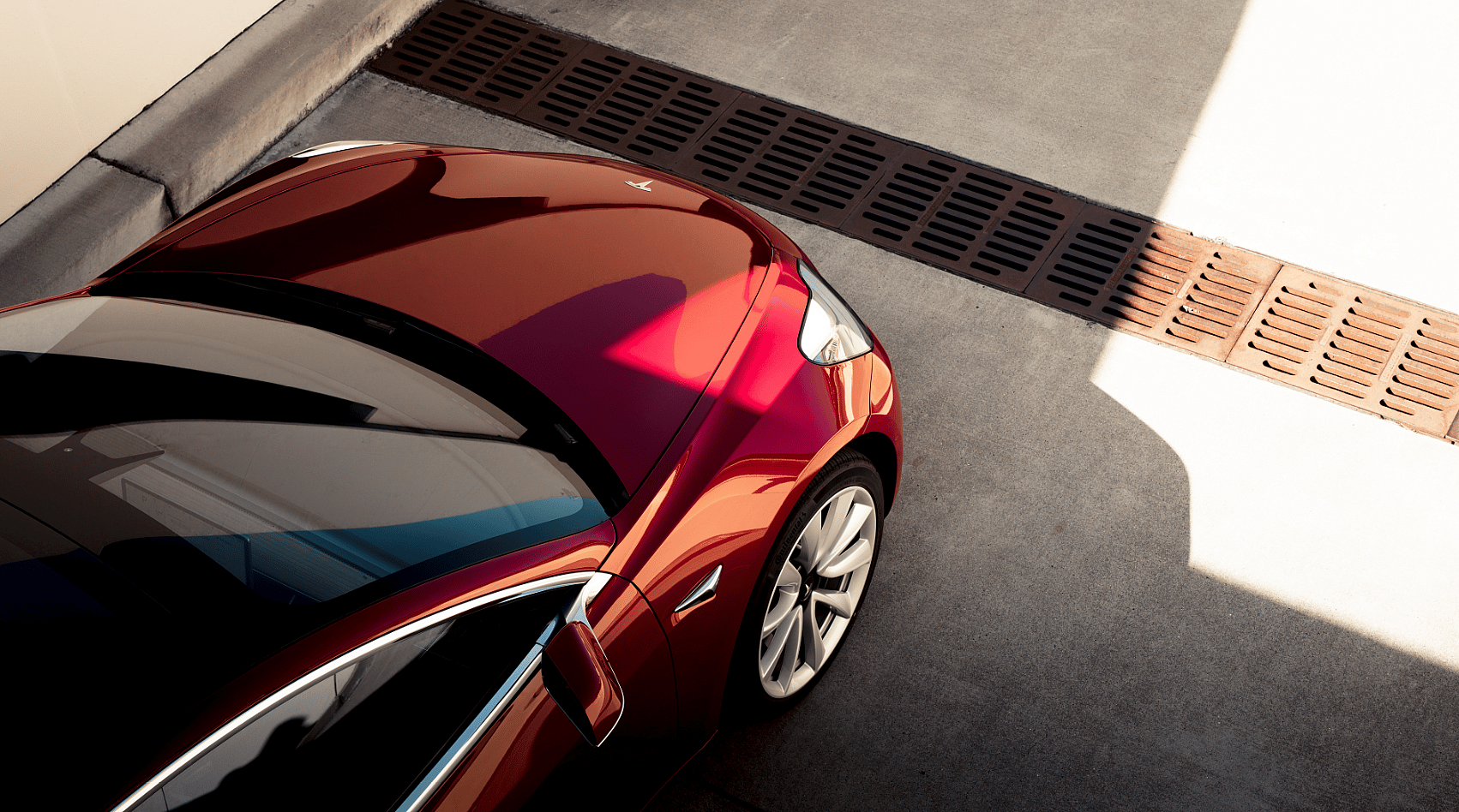 Tesla Model 3 (2)