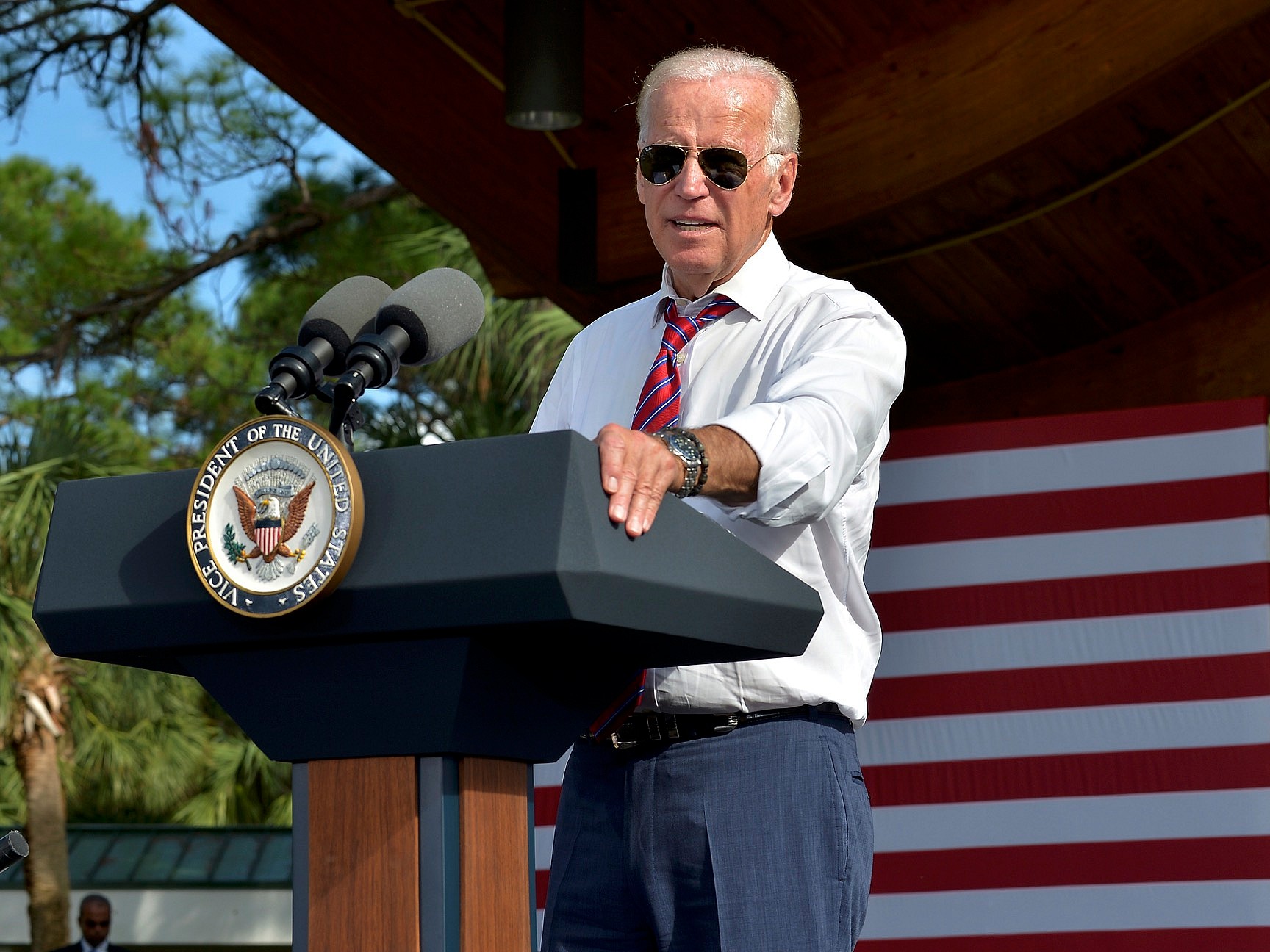 GettyImages-620625384 Biden wearing Omega Seamaster Diver 300M