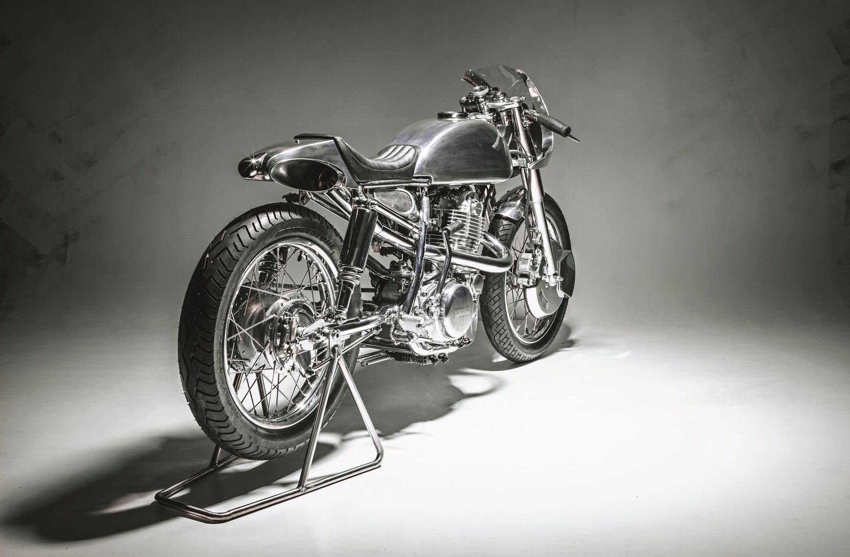 BCR Yamaha SR400 Lanesplitter6