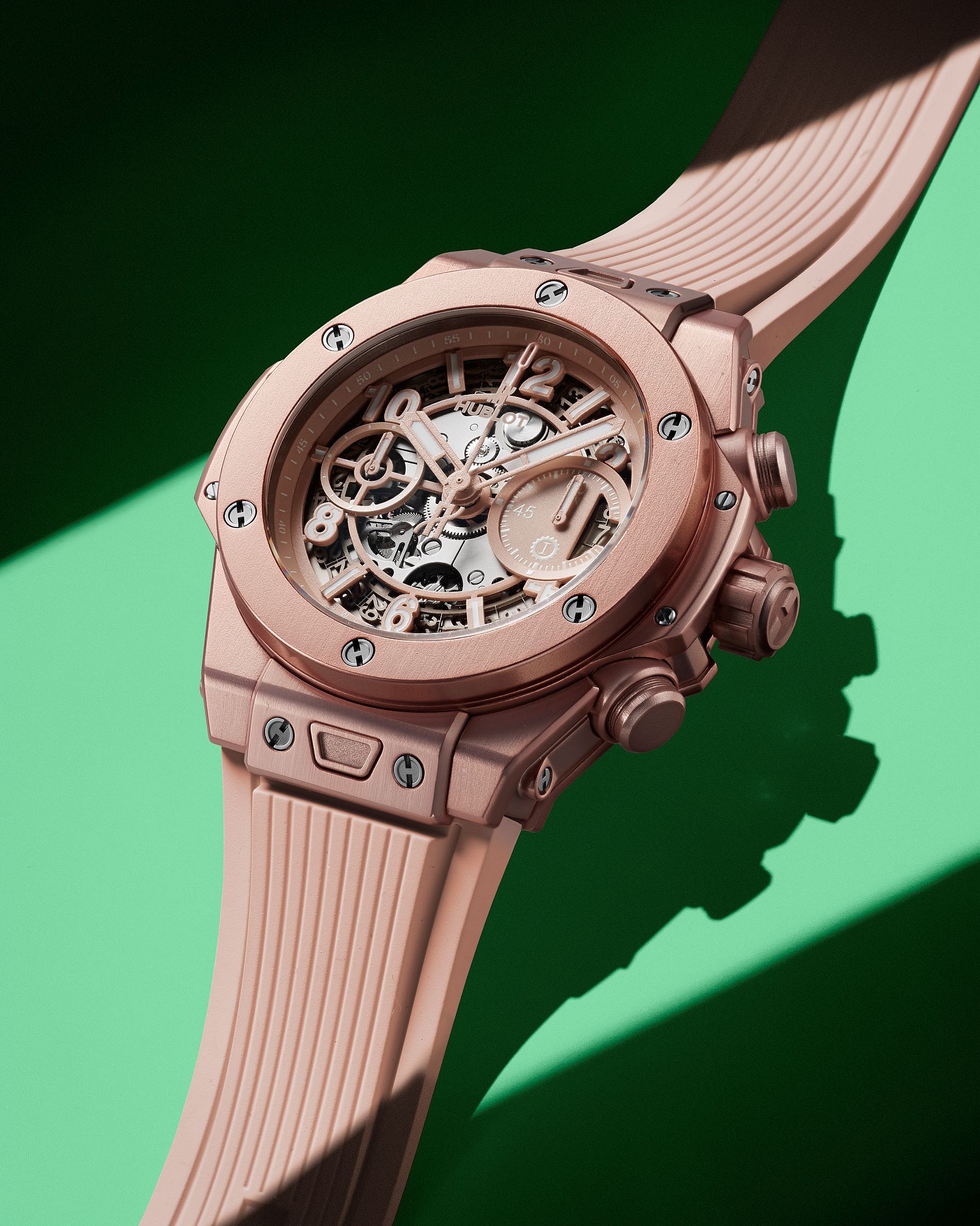 Hublot Big Bang Millennial Pink (1)