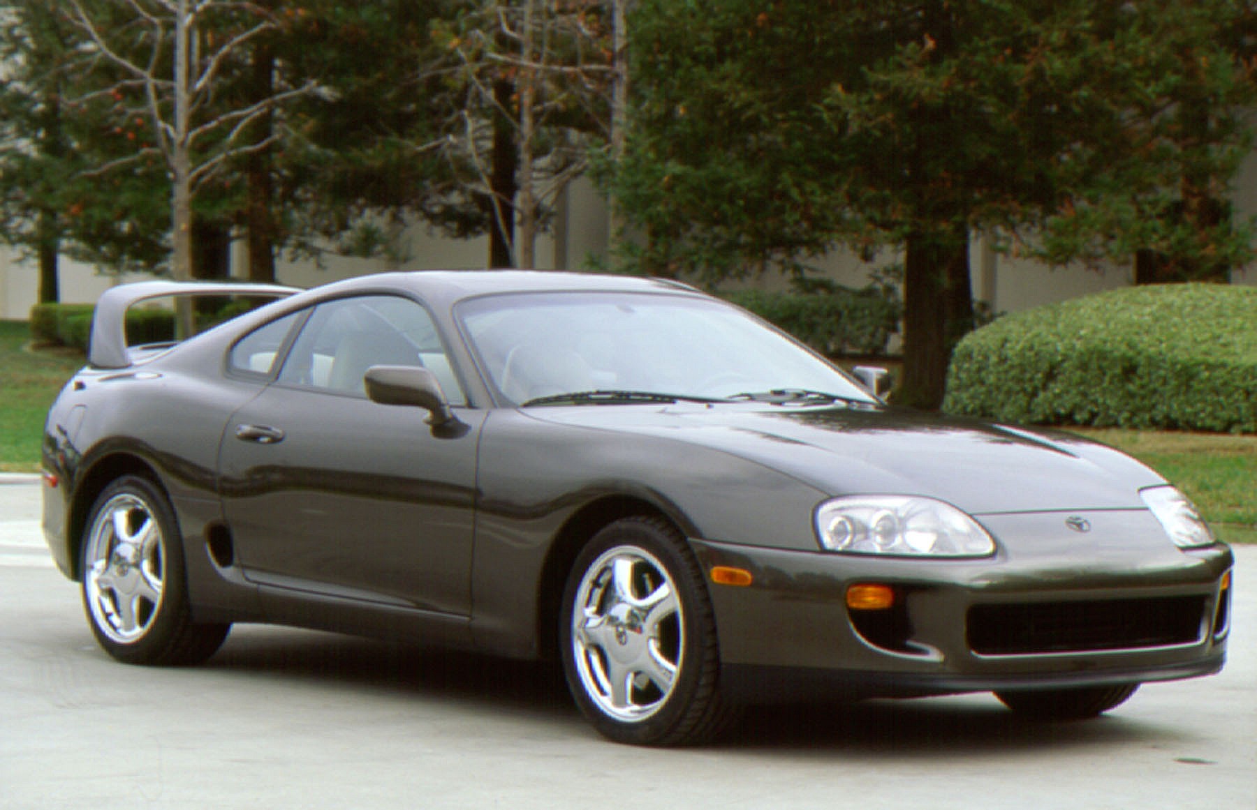 1993 Toyota Supra 1993 Toyota Supra - Though appreciated by fans today, the 1993 Supra, like its competitors the Nissan 300ZX and Mazda RX-7, suffered from an overload of technology that made it too expensive for most buyers.