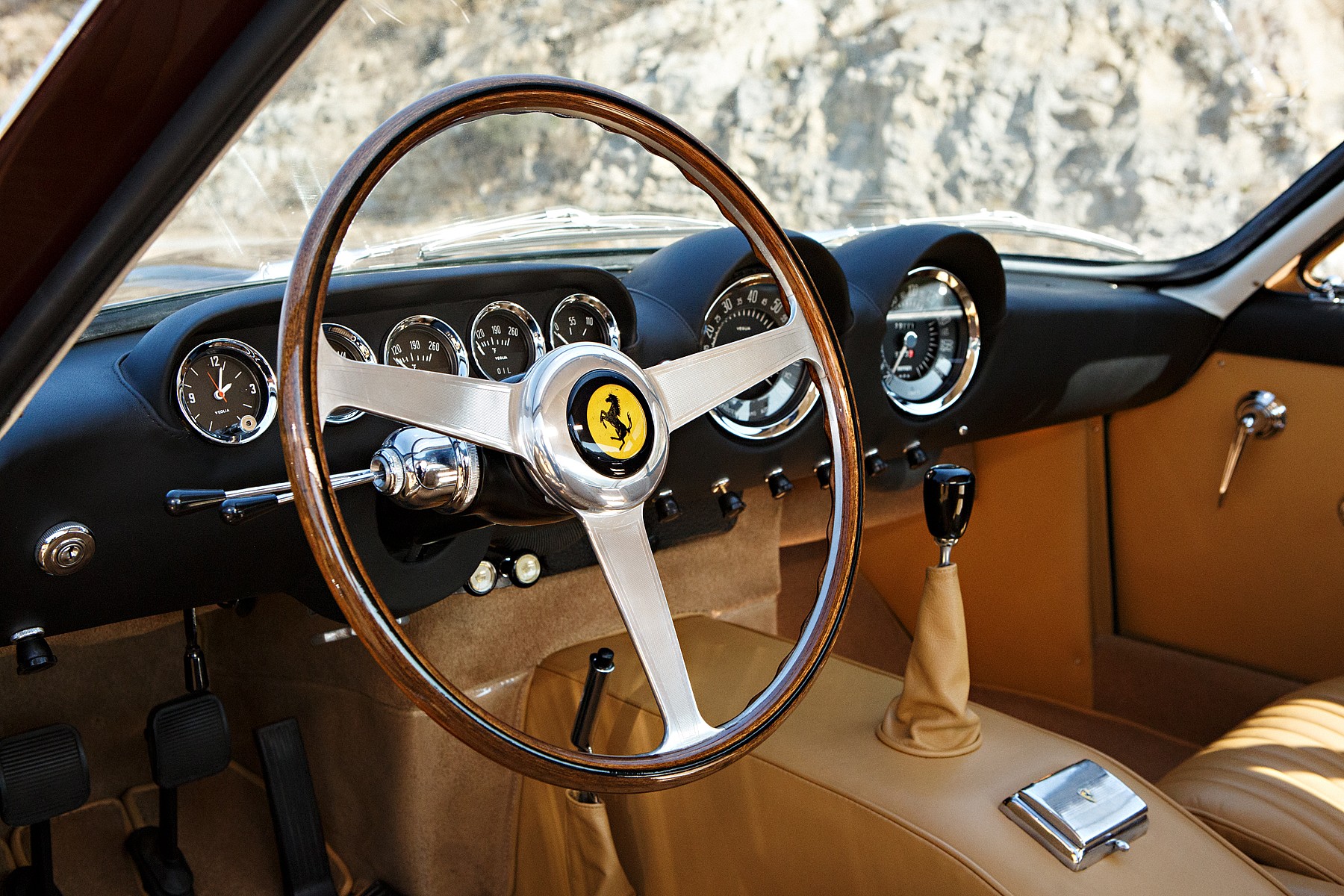 1964 Ferrari 250 GT Lusso (2)