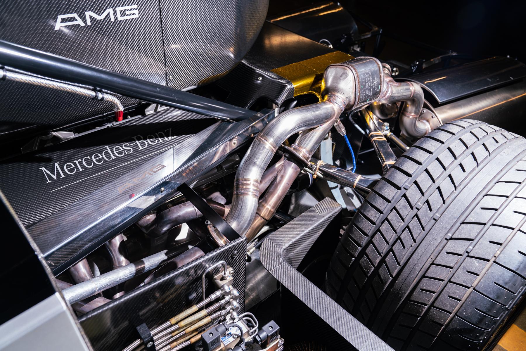 1998_Mercedes-Benz_AMG_CLK_GTR_044