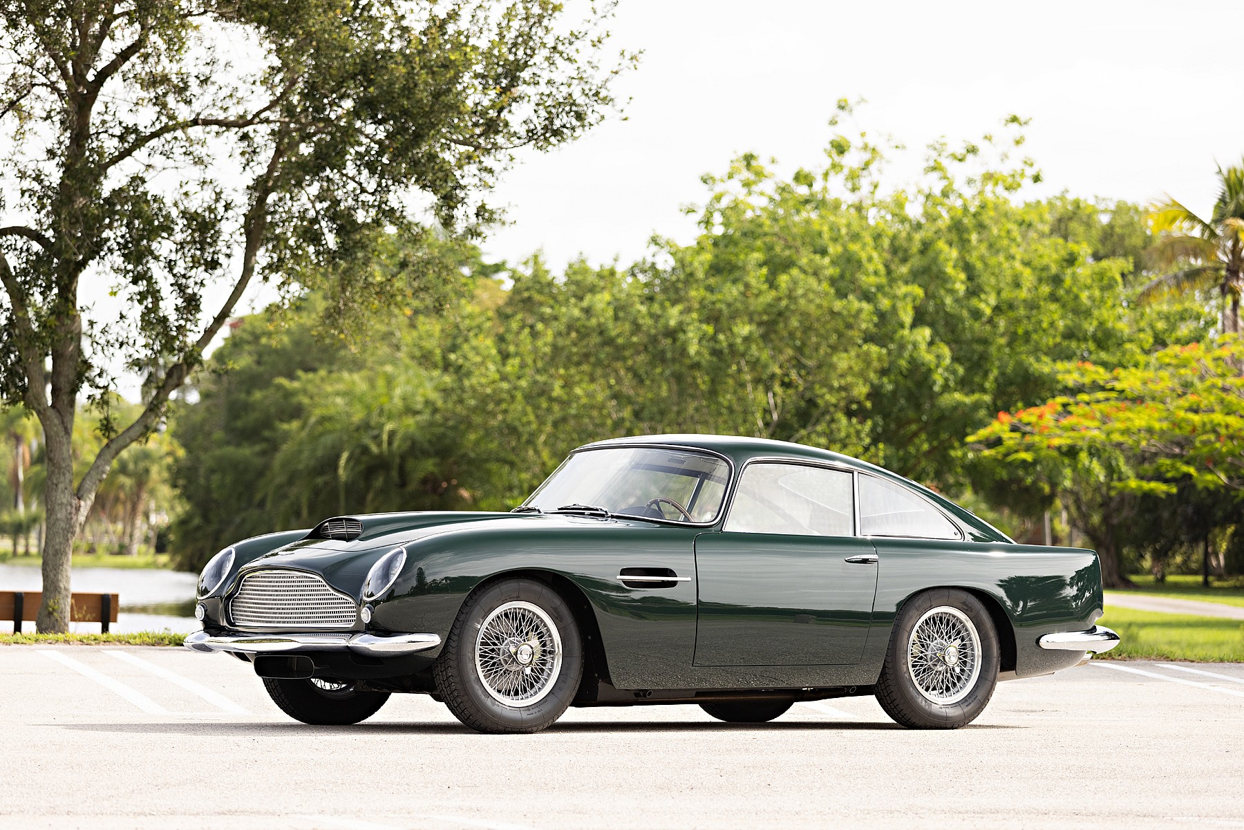 1961_Aston_Martin_DB4_GT_0094